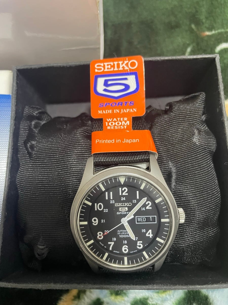 Original SEIKO 5 Sports Watch. - Image 2