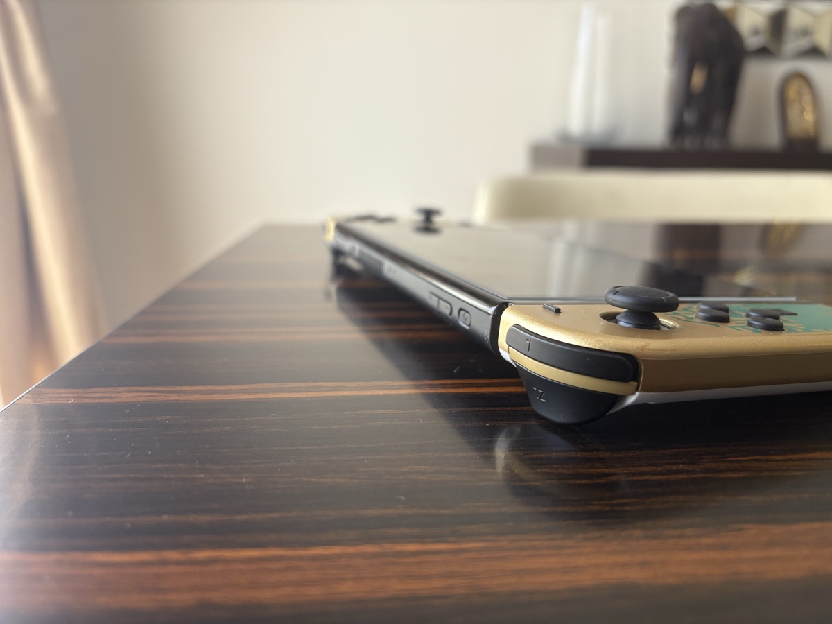 Nintendo switch OLED Zelda tears of the kingdom of edition - Image 2