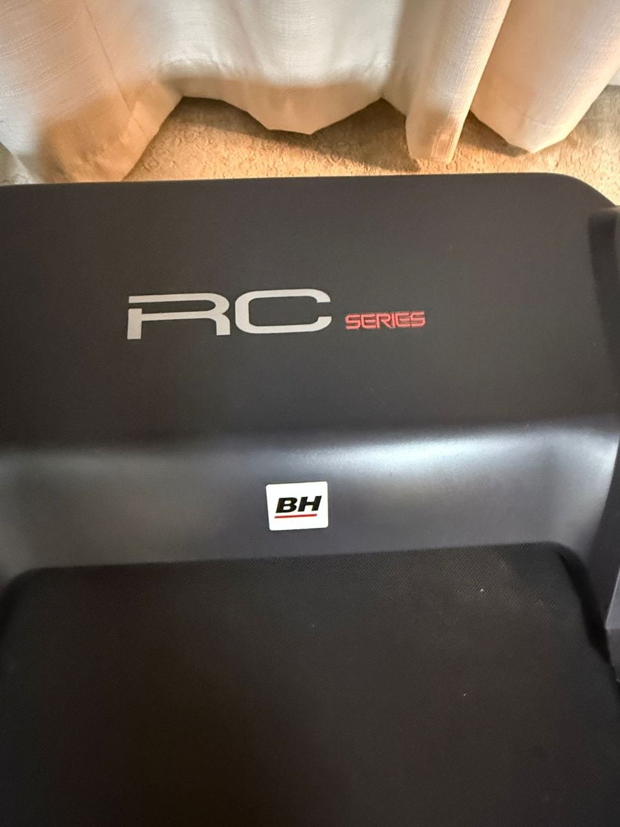 BH RC09 Treadmill - Image 1
