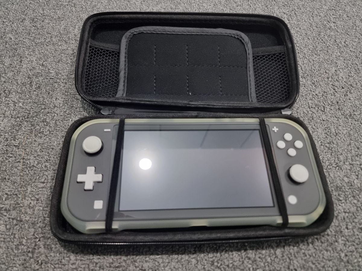 nintendo switch lite - Image 2