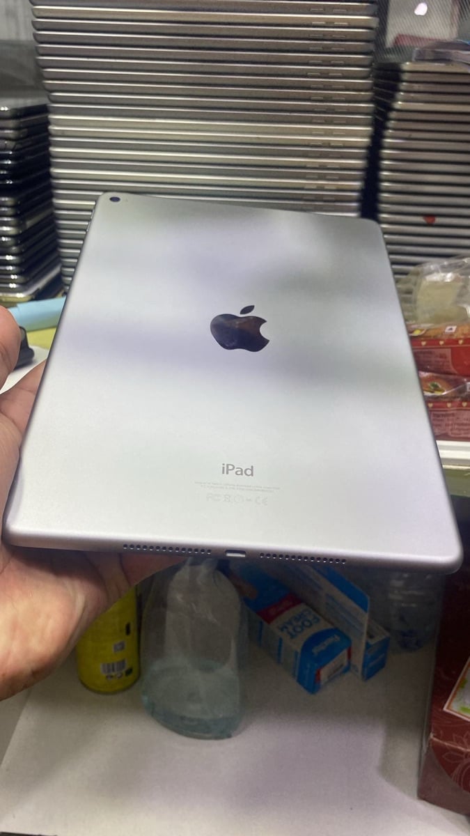 Ipad air 2 - Image 1