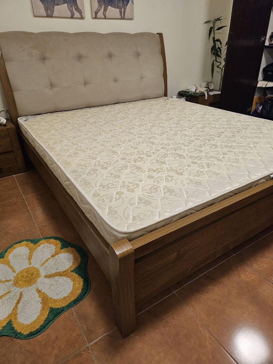 Home Center King Bed + 2  side tables - Image 6