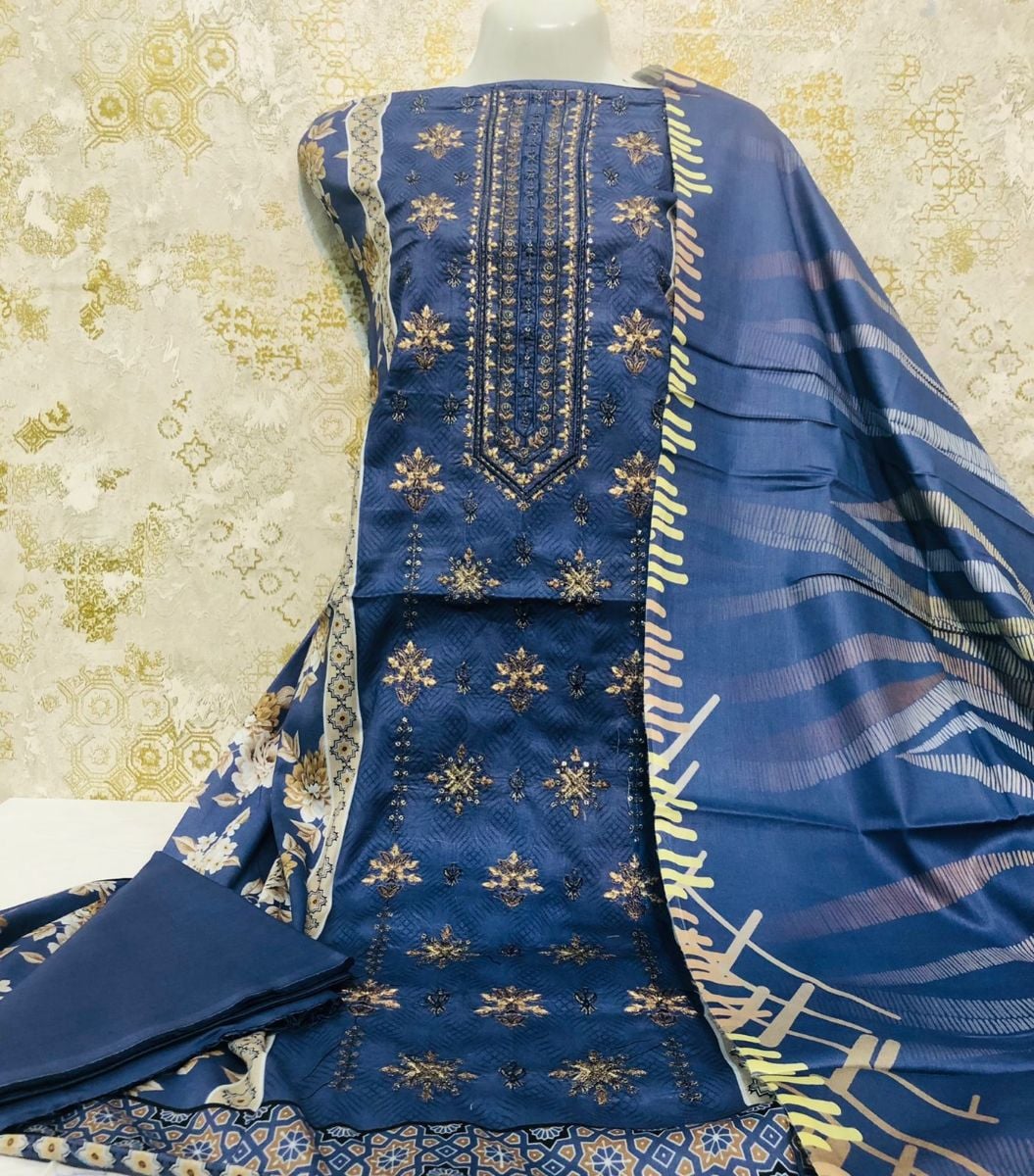 Lawn Branded Collection Outfit - Image 3
