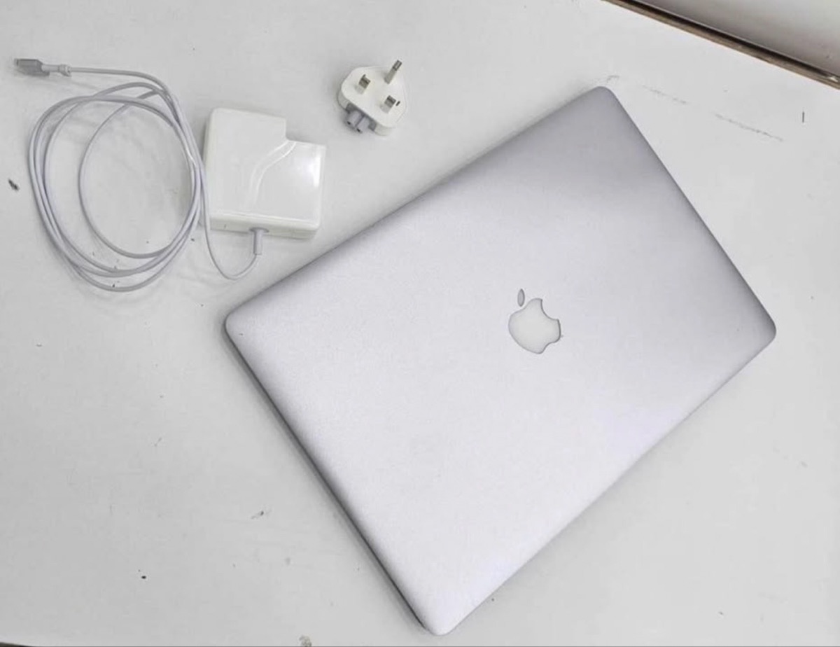 Apple MacBook Pro 2015 15” - Image 3