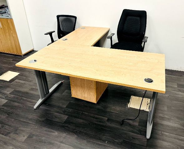 Used office furniture buy sell in Qatar 55157083 - Image 19