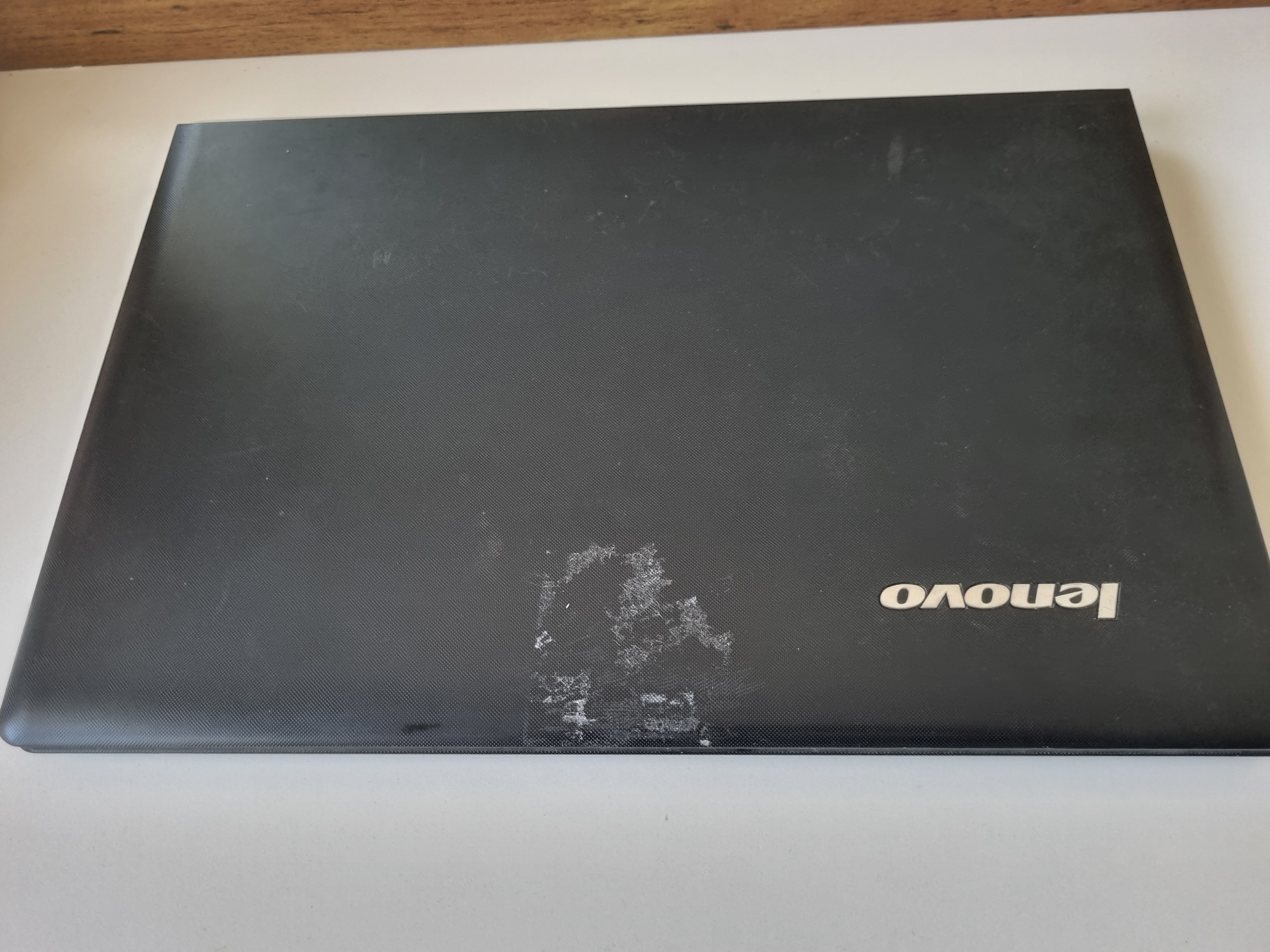 Lenovo Ideapad 300 - Image 1