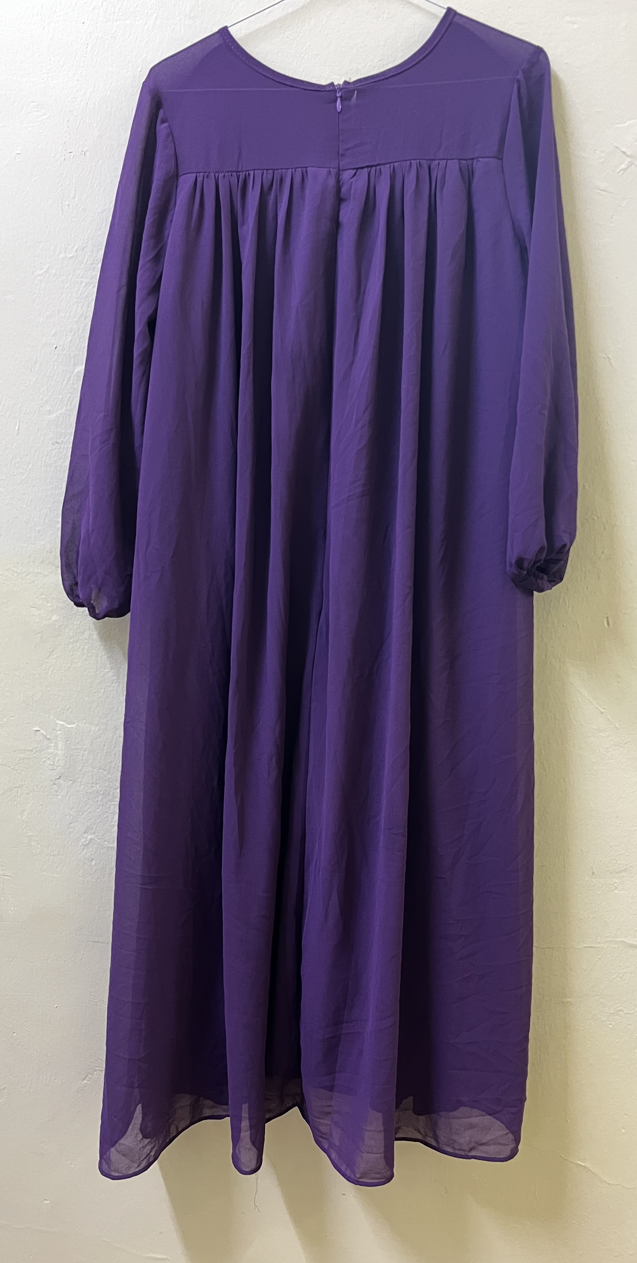 Used abaya average size 54 - Image 10