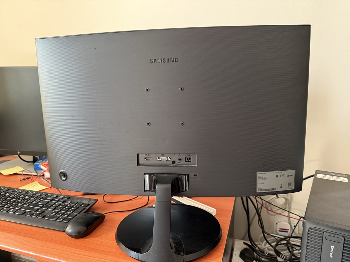 Samsung Curved LED Monitor C27F390FH 27inch - Image 7