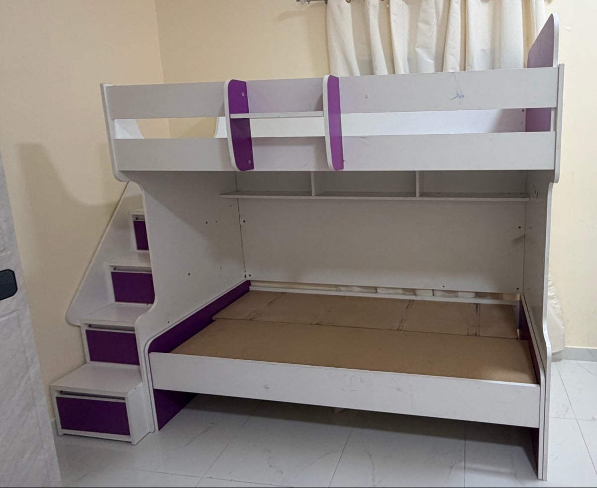 ✨ White & Purple Kids/Teen Bunk Bed with Storage – Excellent Condition! ✨ - Image 2