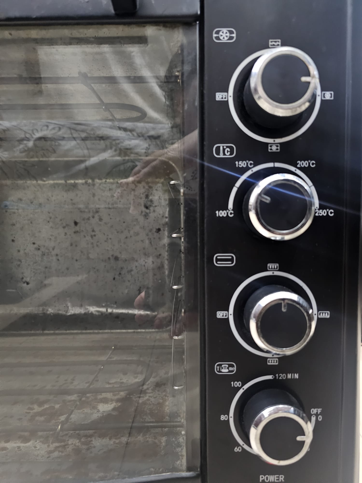 Electric Oven 120Ltr - Image 3
