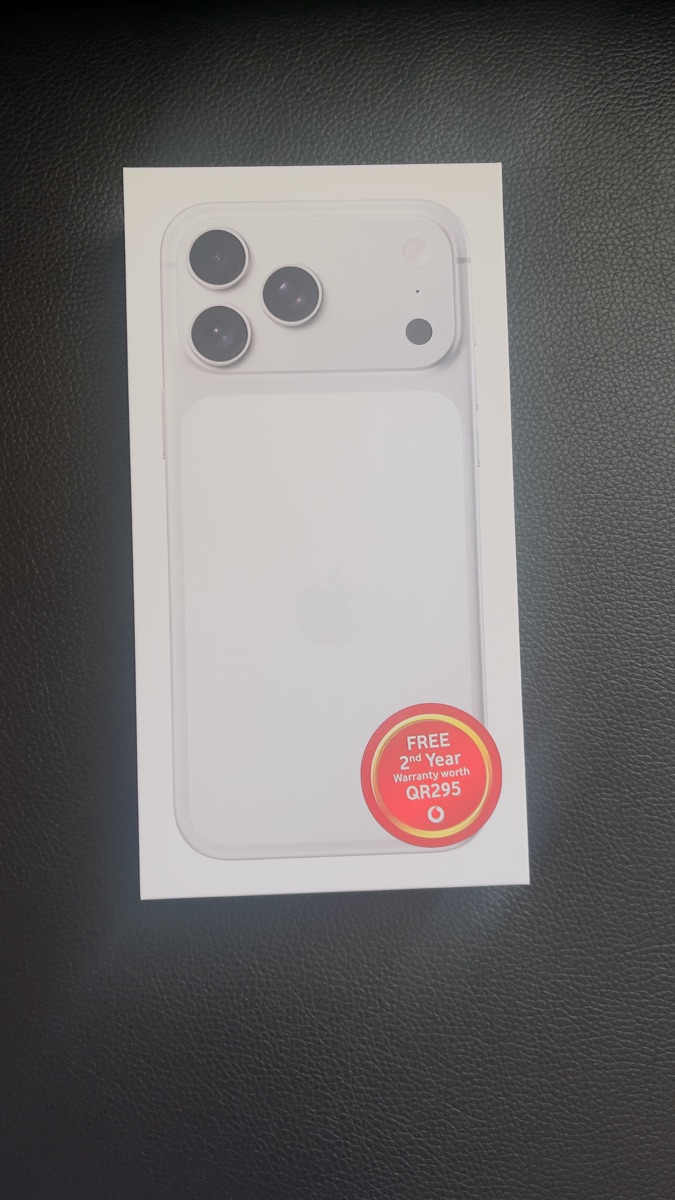 IPhone 17pro Max 512gb Sliver( Japan version )color for sale . Anyone interested please contact through WhatsApp 66437818 - Image 1