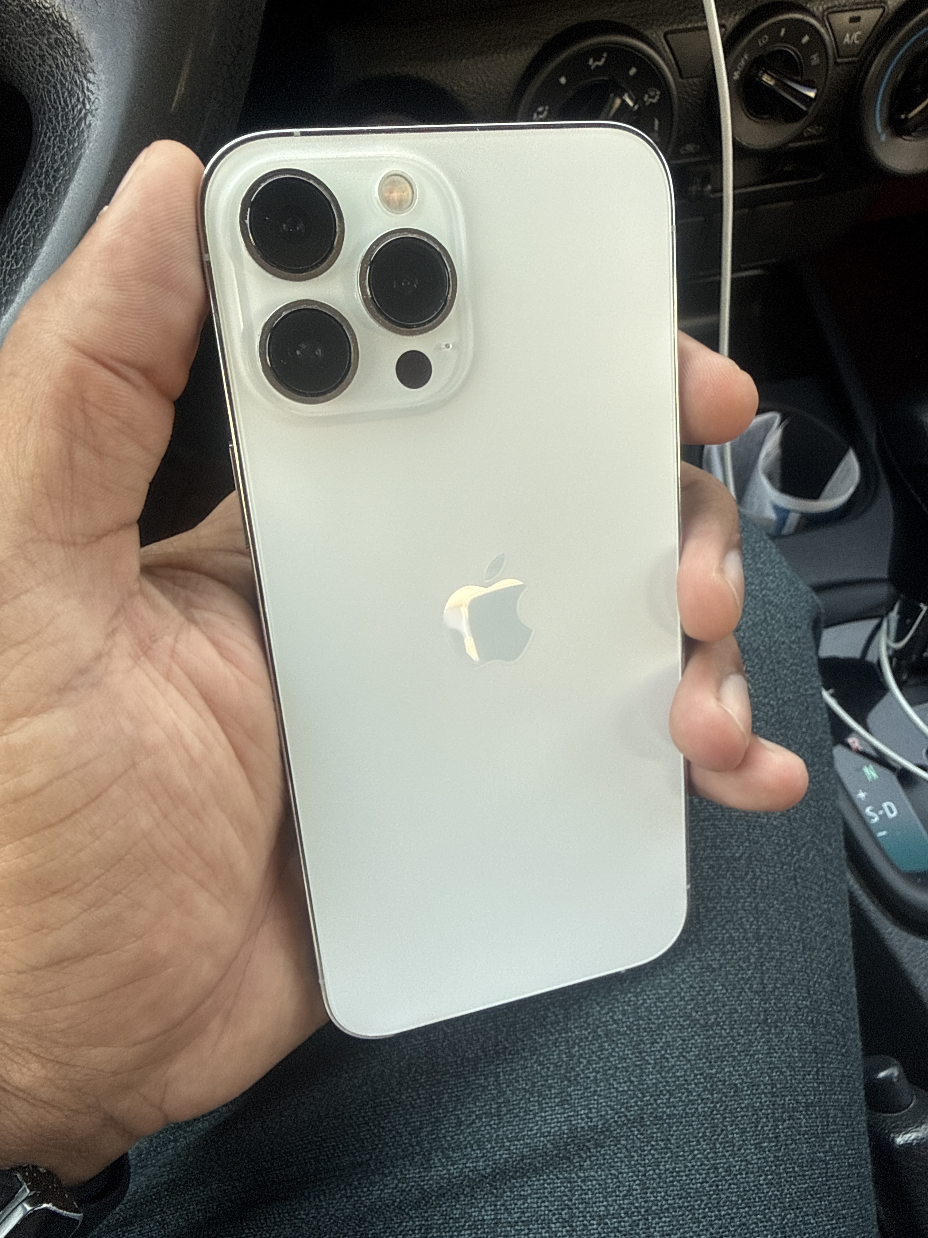 I Phone 13 Pro Max 256 gb - Image 2
