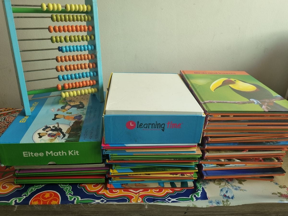 Learning time books with elty pen that reads the books - Image 3