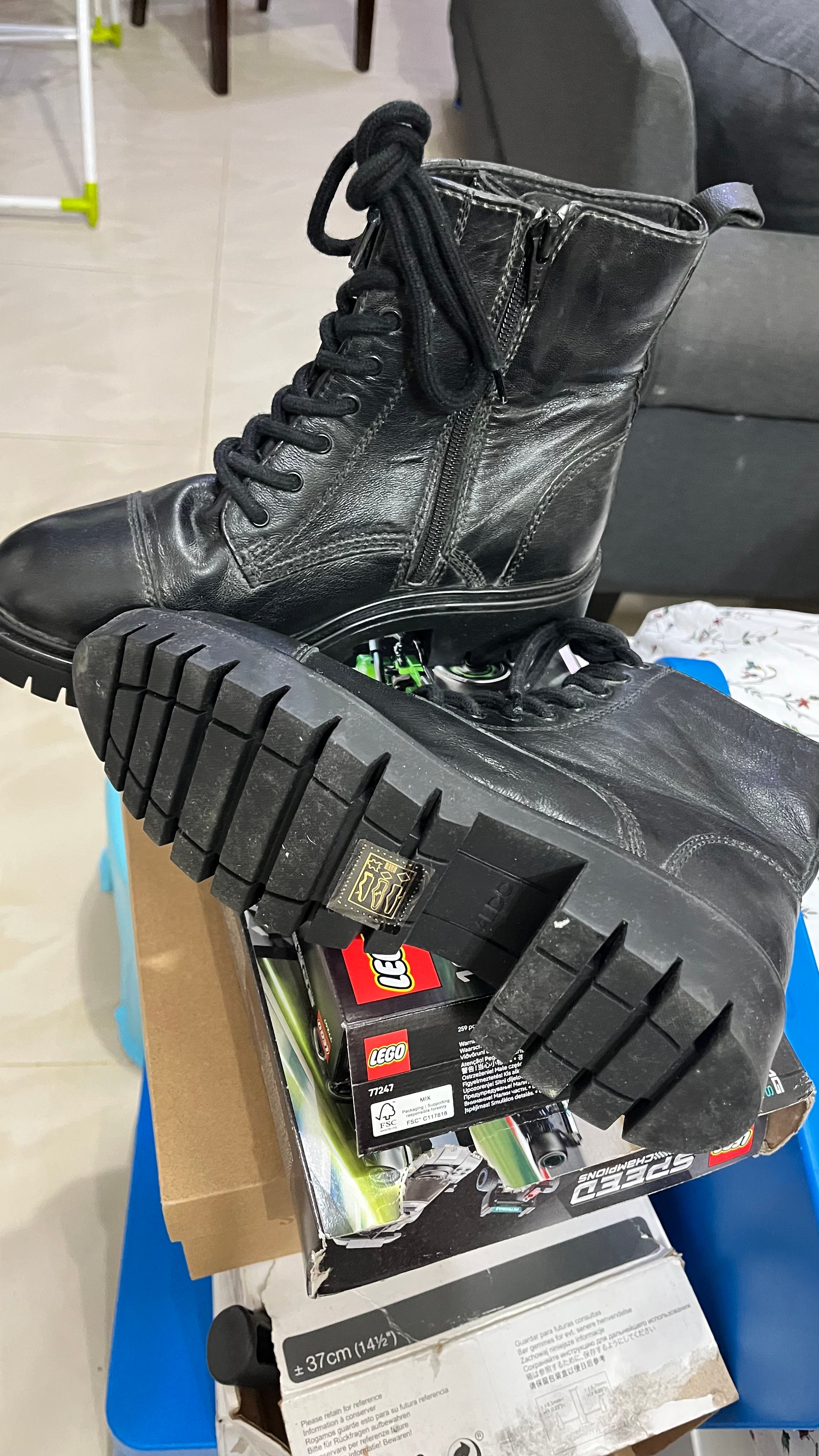 Women Boots - Image 7