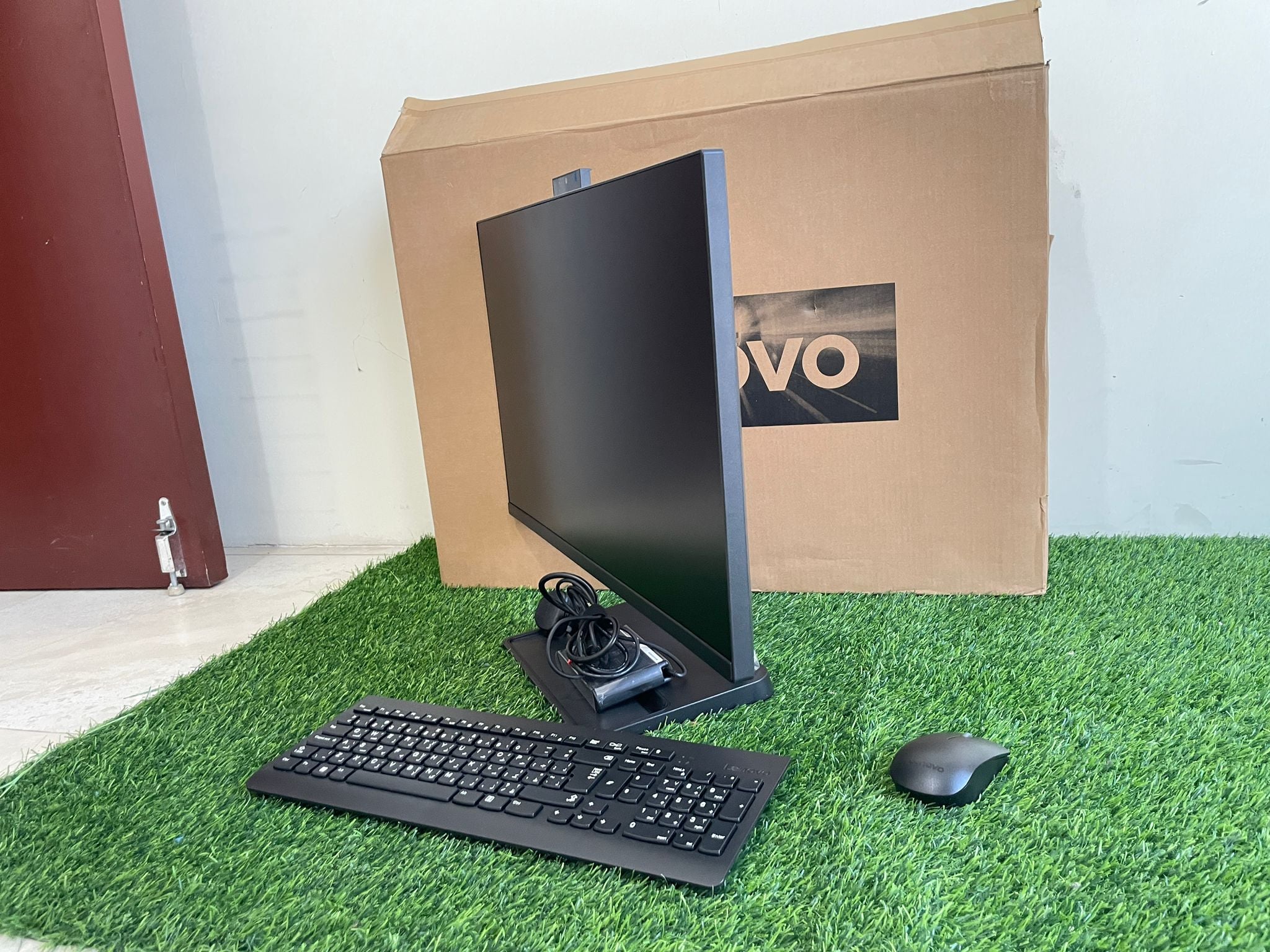  Lenovo Aio -i7-12th Gen-16GB RAM-512GB SSD-Display 27" inch - Image 4