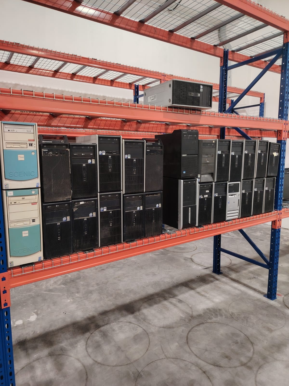 Computers - Image 1