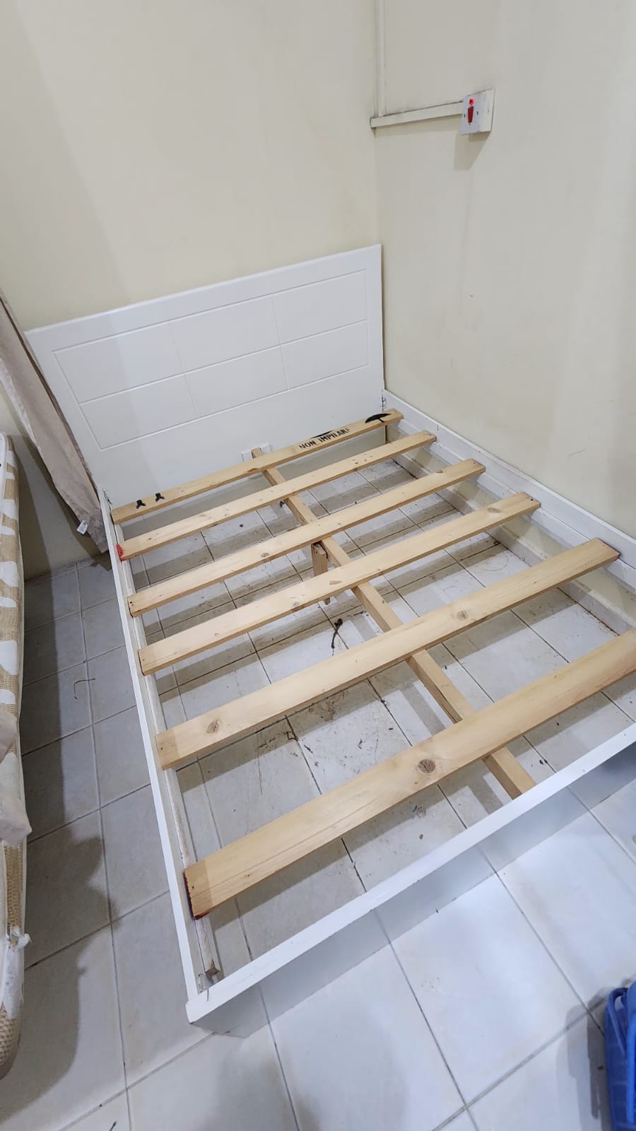 Queen size ikea bed frame for sale 200 QR - Image 3