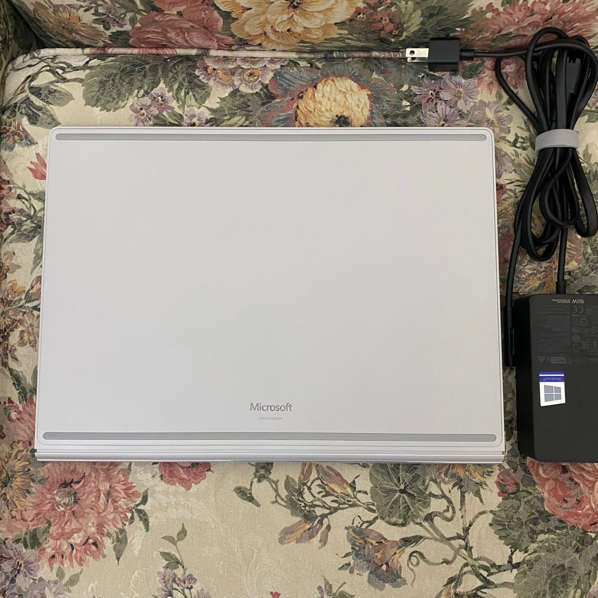 Core i7, 32GB RAM, 4GB Nvidia Graphics, Microsoft Surface Book - Image 4