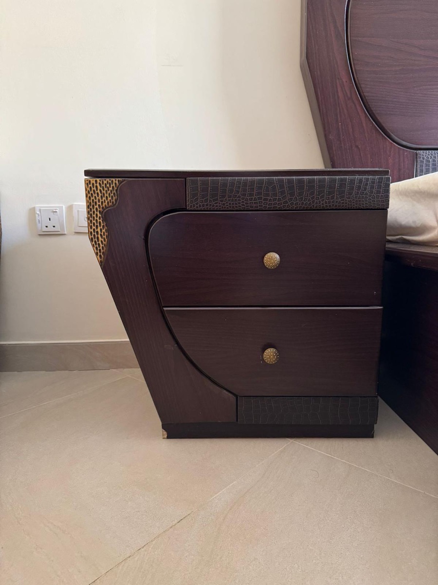 Urgent Sale Full Bedroom - Image 1