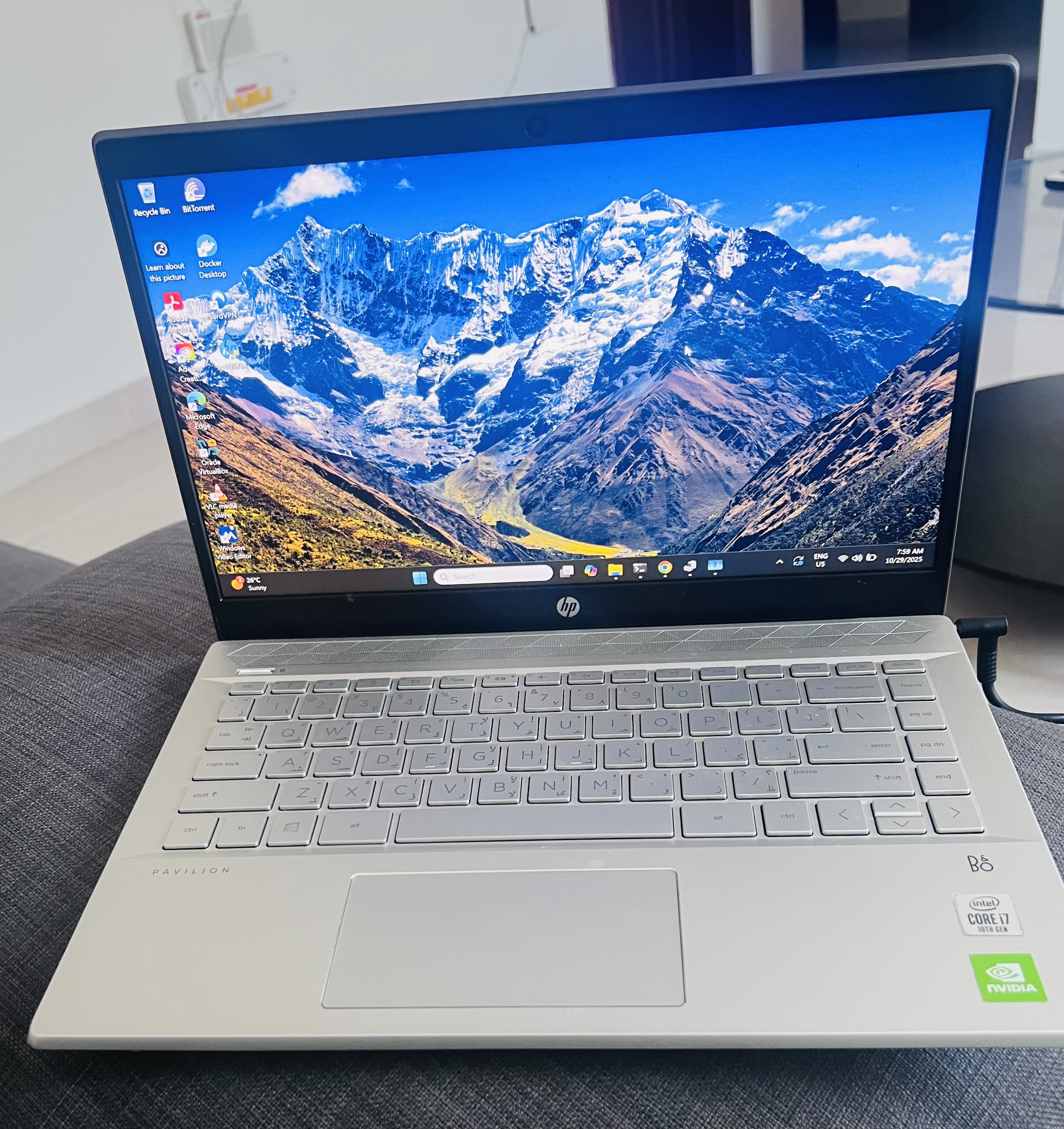 HP Pavilion 14-ce3009ne • Core i7 • 16GB RAM • 1TB NVMe SSD • Windows 11 Pro - Image 2