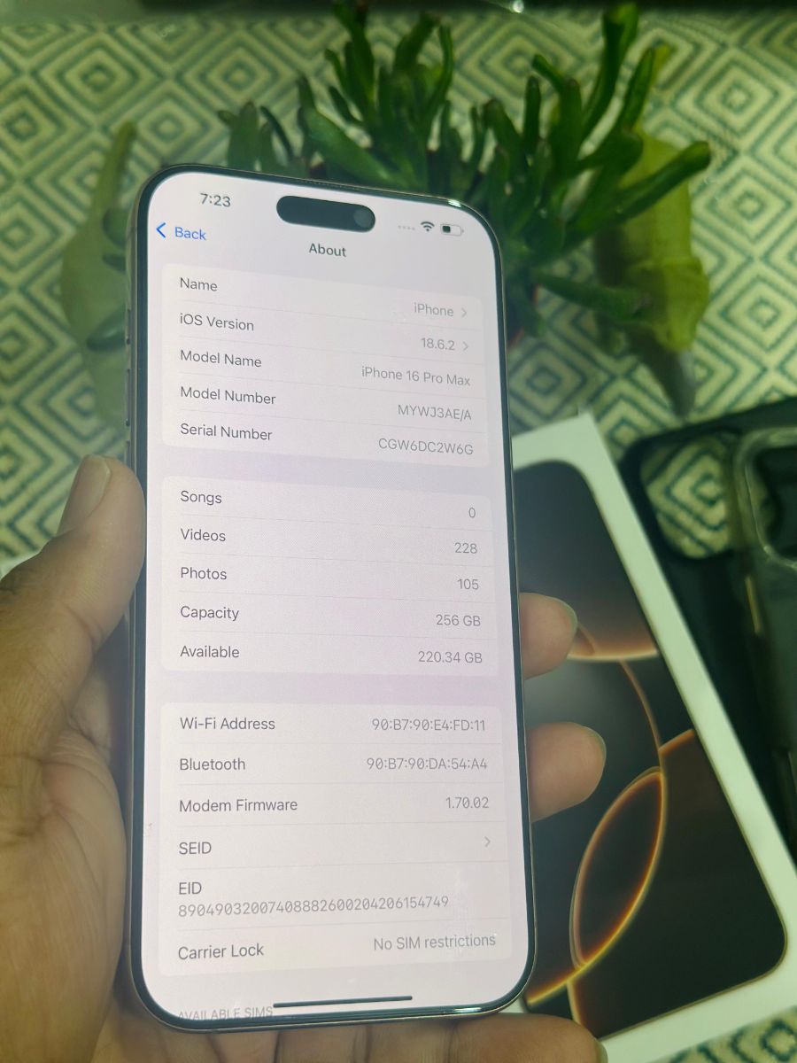 Iphone 16 pro max 256 gb like a new condition - Image 7
