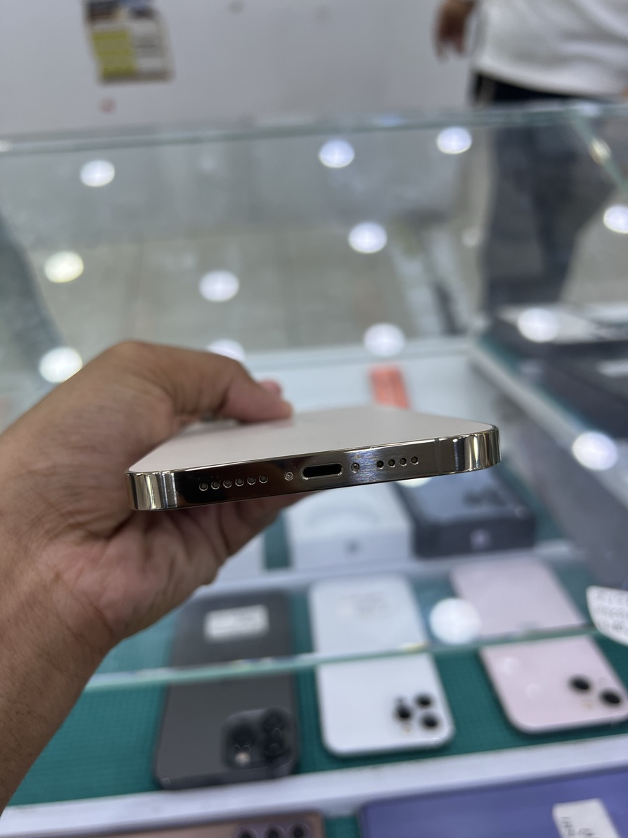 iPhone 13pro max - Image 1