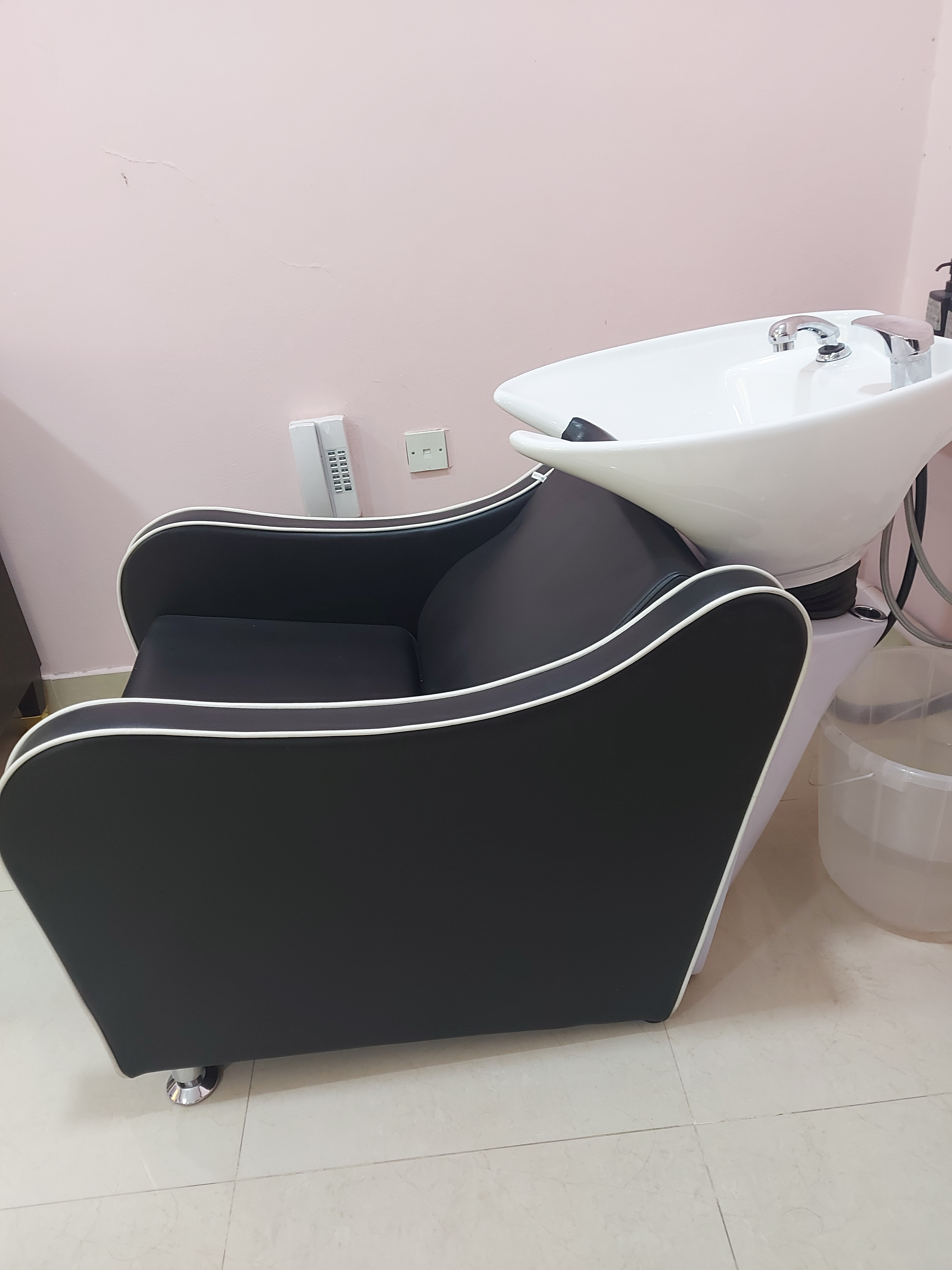 Hair wash shampoo chair - Image 2