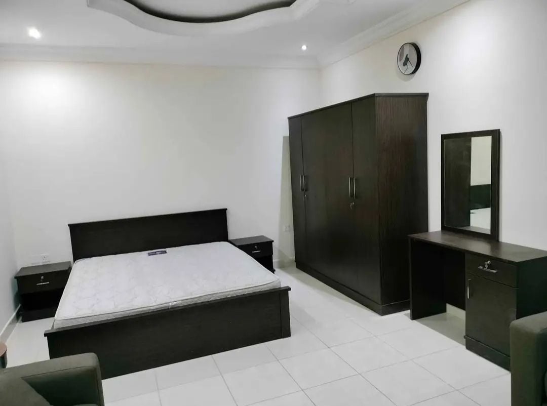 Qatar Airways furniture available - Image 3