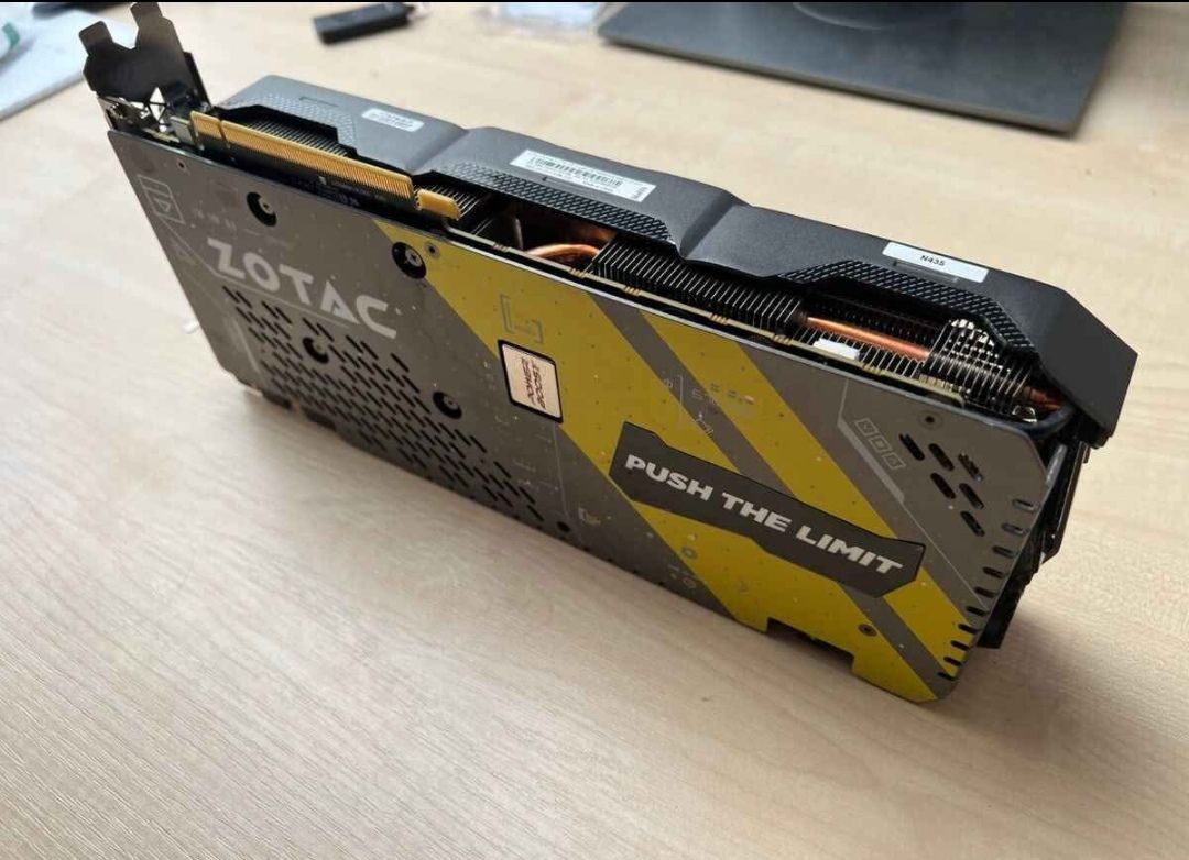 Graphics card 1070ti like new - Image 2