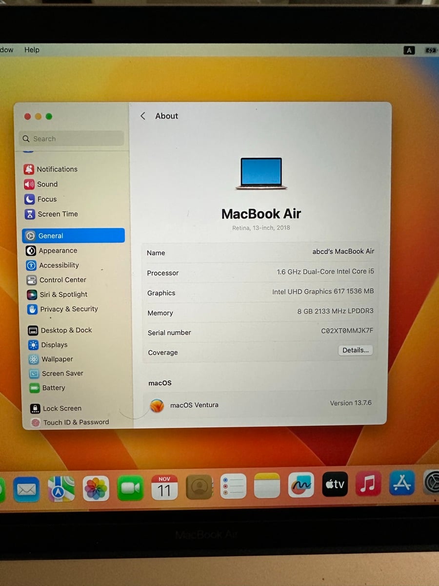MacBook Air - Image 5