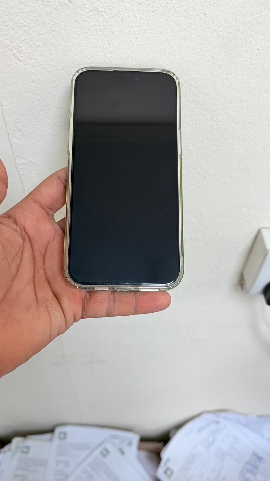 I Phone 15 pro max Silver - Image 1