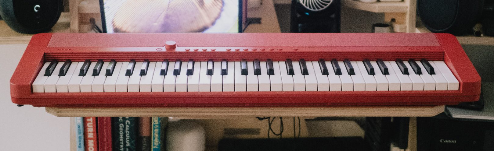 Casio CT-S1 PIano keyboard - Image 1