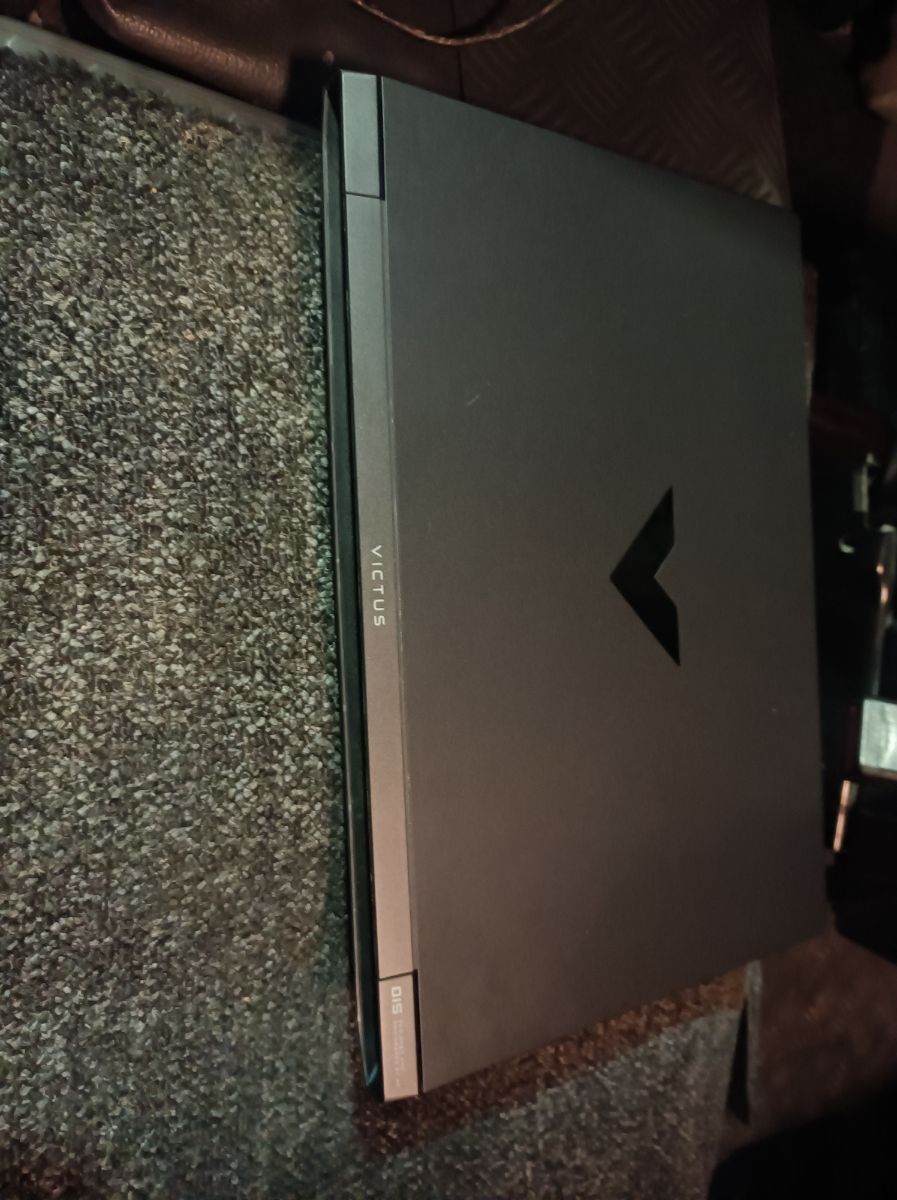 Hp victus 15 - Image 3