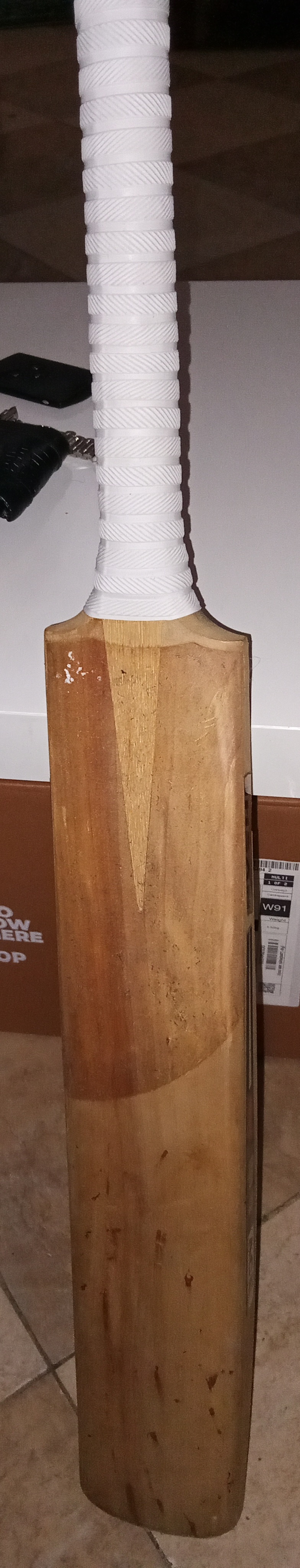 Cricket bat IHSAN Original hard ball. - Image 7