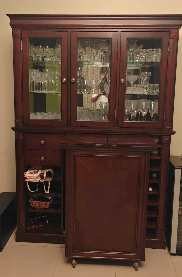 Bar set - Bar, Glasses cabinet, 4 bar chairs - Image 3