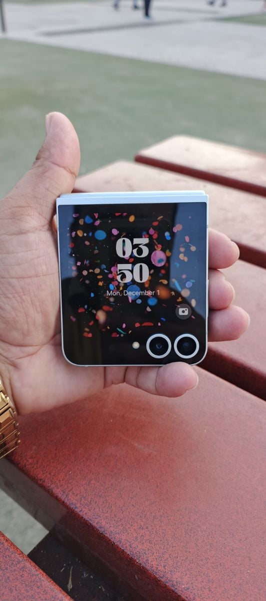 Samsung flip 6 - Image 4