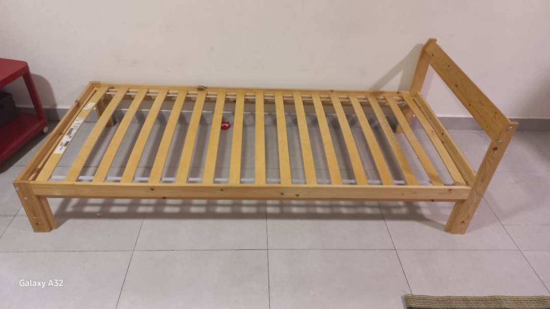 Ikea neiden single bed  with bed slats - Image 3