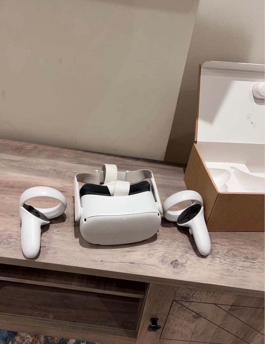 Vr meta quest 2 256gb - Image 1