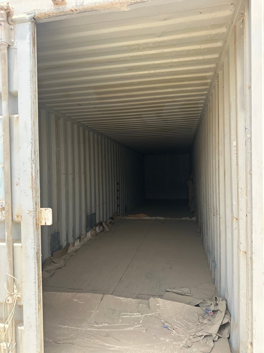 20ft & 40 ft Containers - Image 2