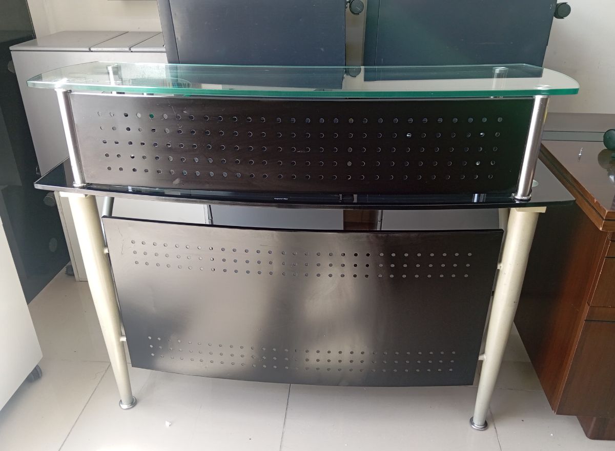 Used office desk study table metting table reception workstation sofa buy sell 33270617 - Image 14
