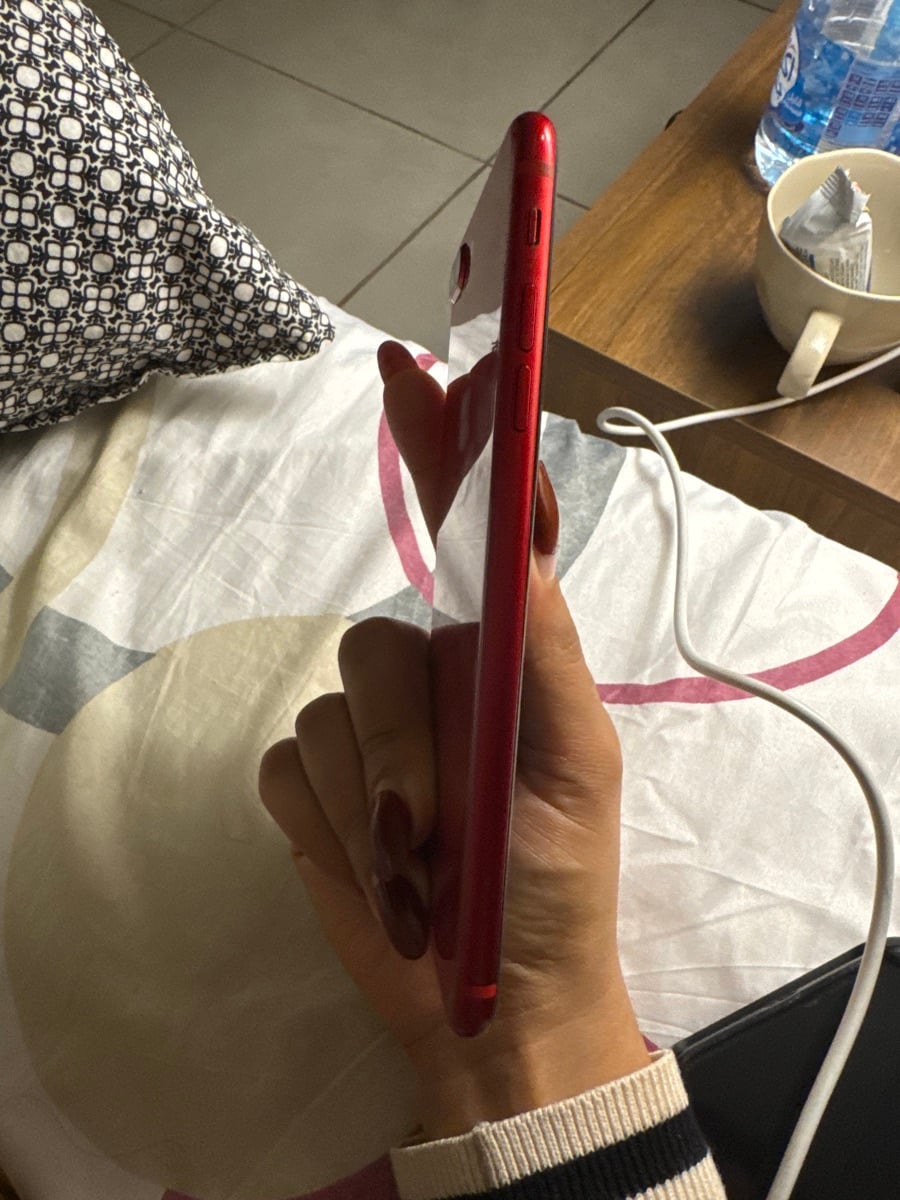 iPhone 8 Plus - Image 3
