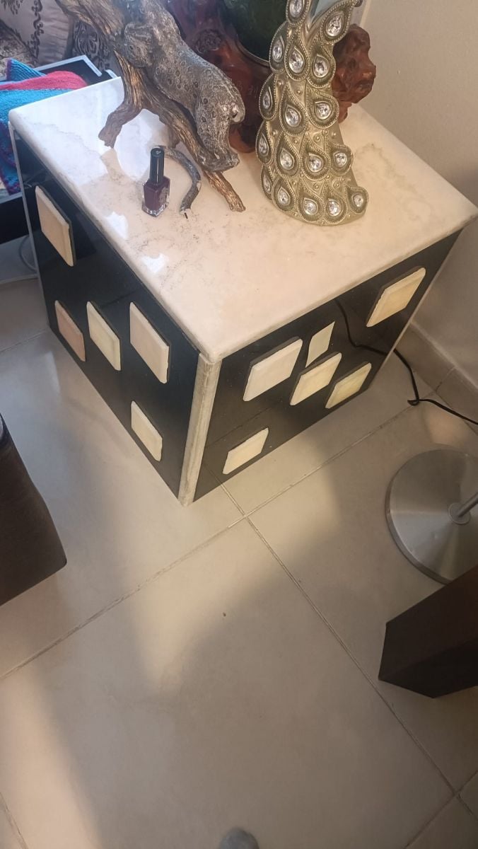 Decorative Crockery unit in Living space - Image 12