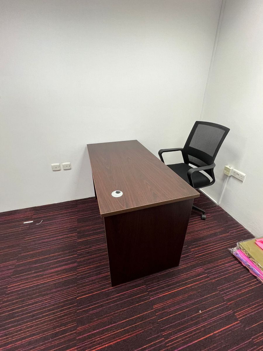 Used office furniture buy and sale - Image 9