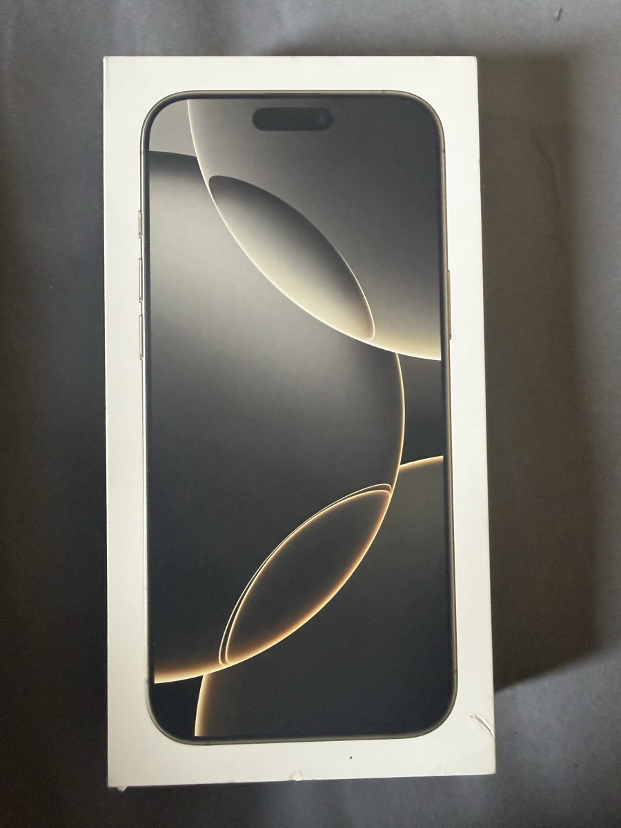 iphone 16 pro max - Image 1