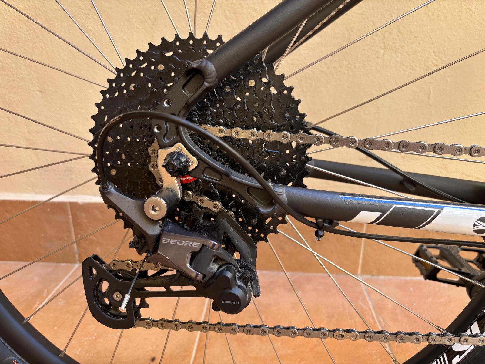 Silverback Stride Expert Mountain Bike - Image 4
