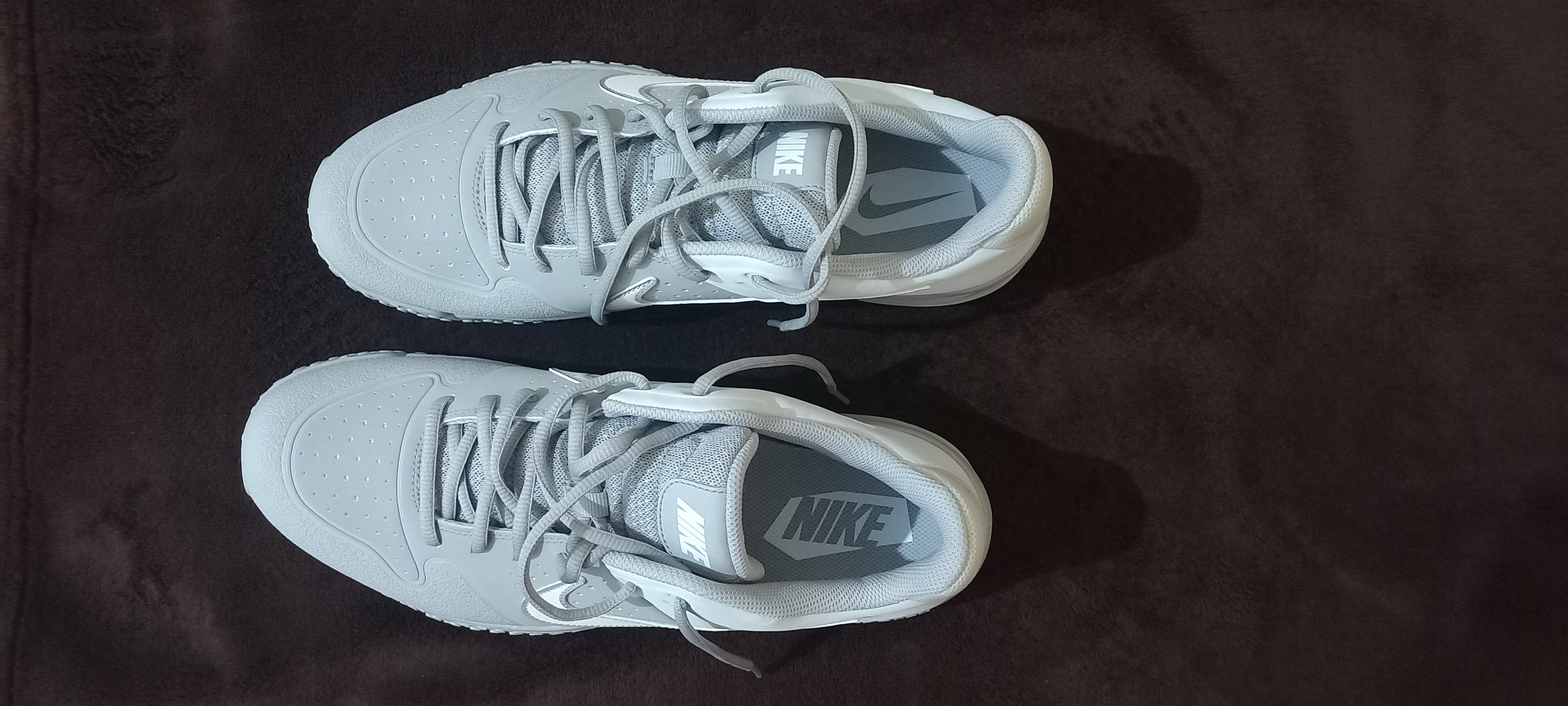 New Nike Shoes ? (size in the photo) - Image 2