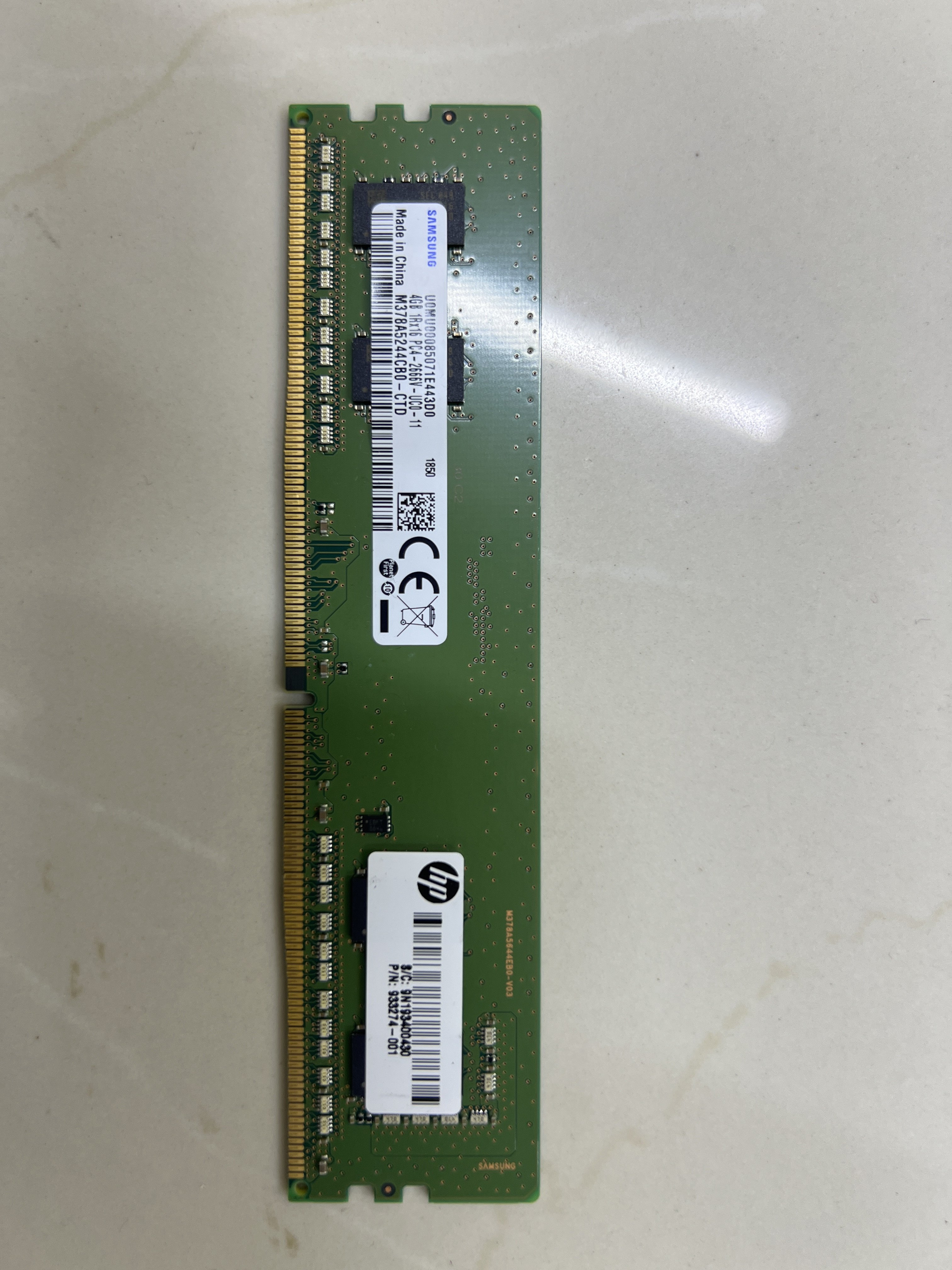 Samsung DDR4 - 4 GB RAM - Image 1