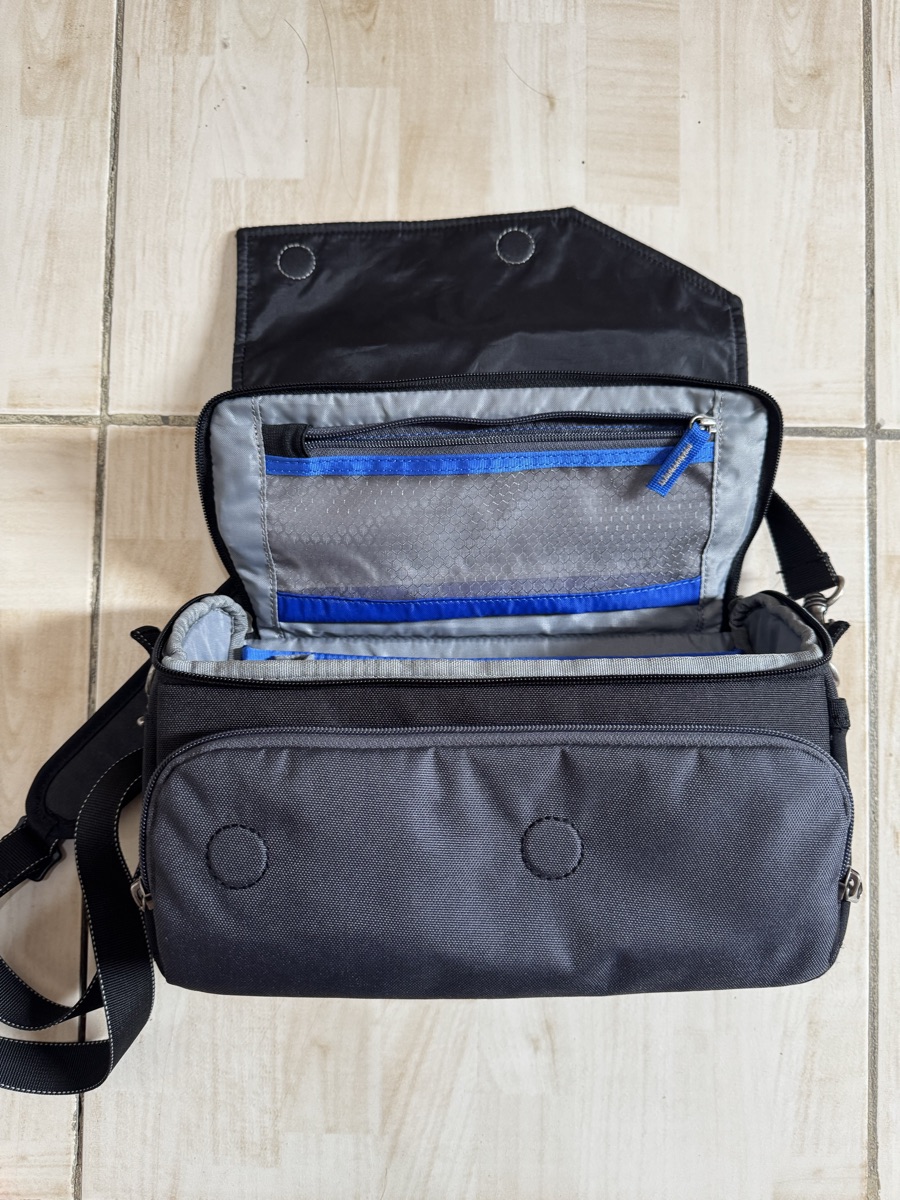 Camera Bag for Mirrorless - Image 2