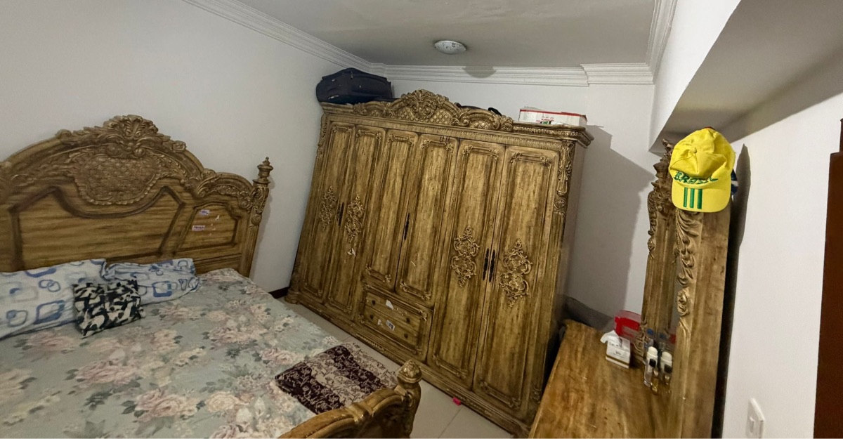Urgent Sale 2 BHK Furniture - Image 14