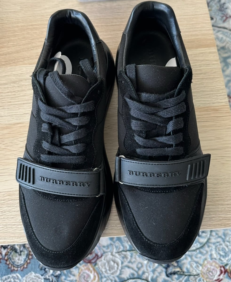 Burberry Shoes - Image 2